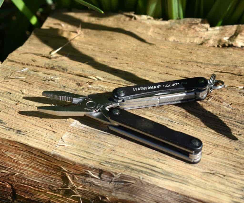 Leatherman Squirt PS4 multi-tool review pliers