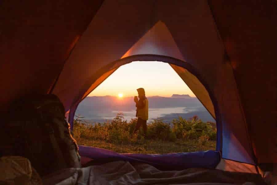 how to keep a tent warm