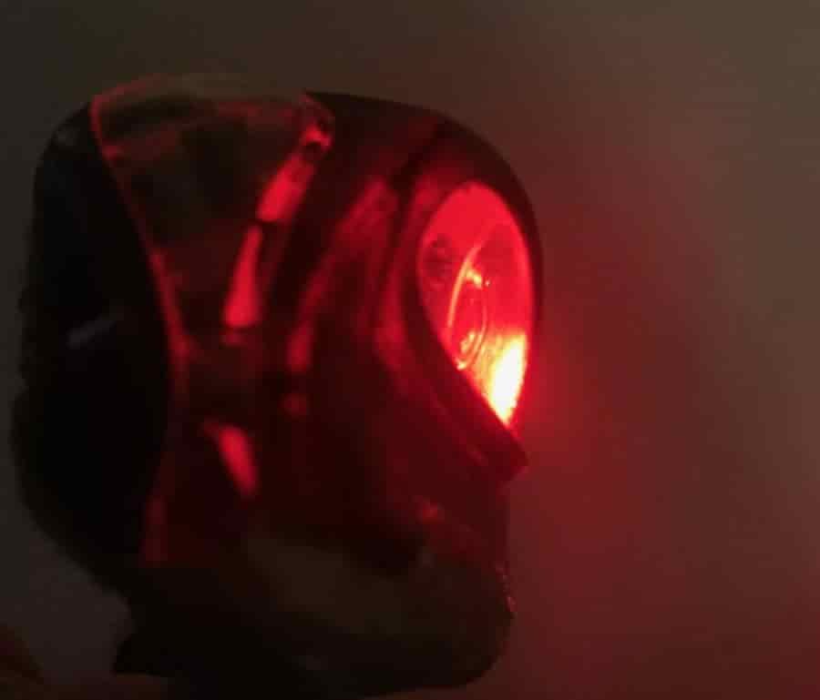 red light on headlamp