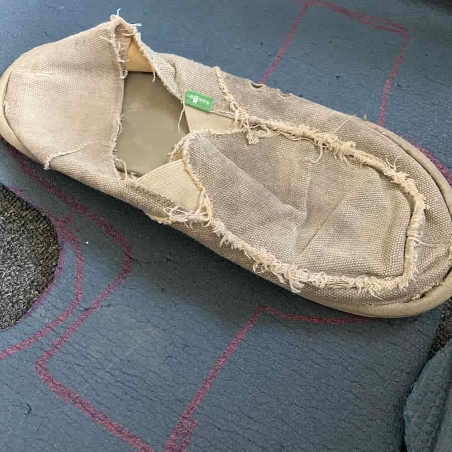 DIY camp shoes tracing