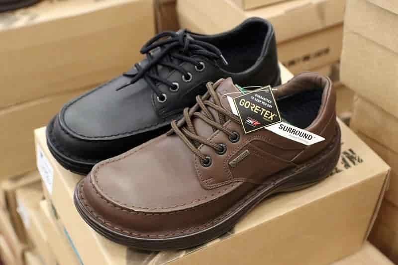 Gore-tex shoes that are waterproof