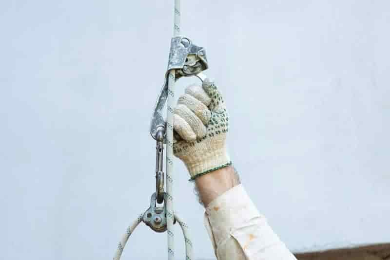 Types of climbing gloves for rock