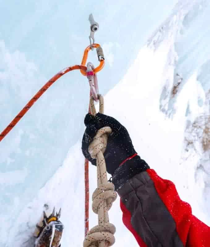ice climbing gloves protect from frost