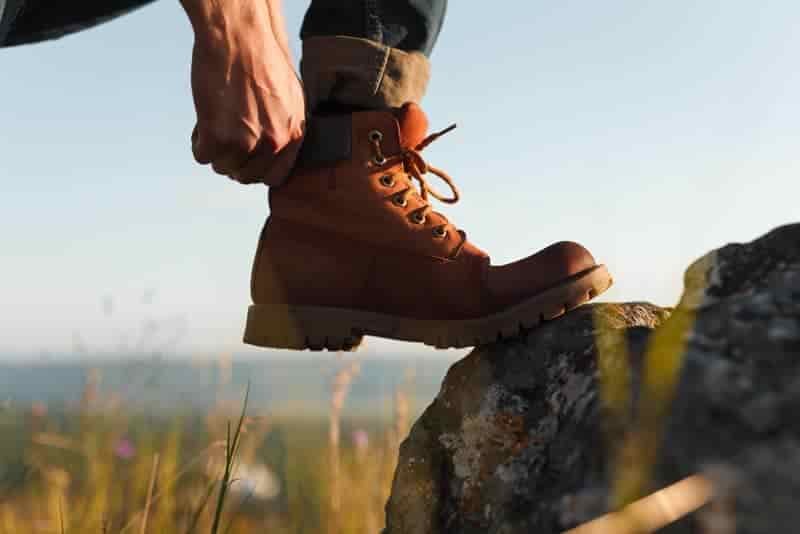 tight hiking boot adjustment