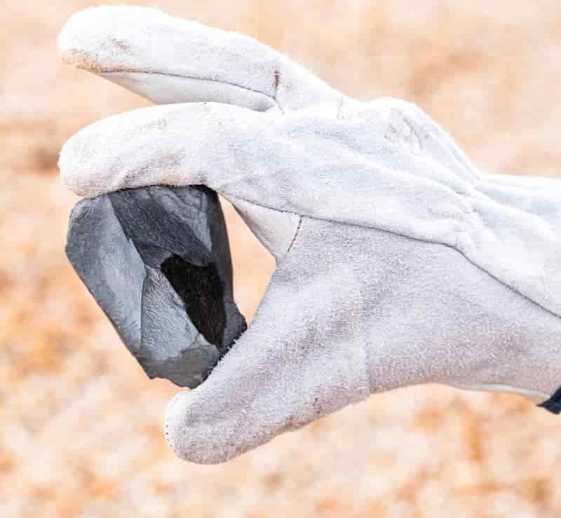 loose fitting glove vs tight glove
