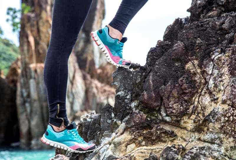 benefits of hiking in leggings